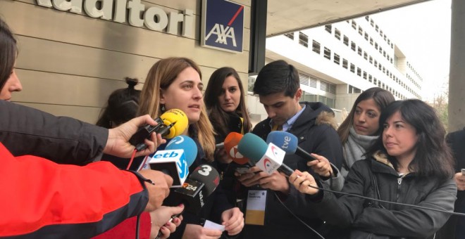 La coordinadora general del PDeCAT, Marta Pascal, atén els mitjans després del Consell Nacional del partit d'aquest diumenge. Europa Press.