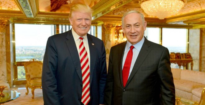 Donald Trump y Benjamin Netanyahu en una reunión en septiembre de 2016 en Nueva York. REUTERS