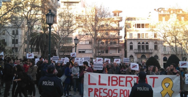 Concentració a Lisboa per reclamar l'alliberament dels presos polítics catalans / F.L.A.