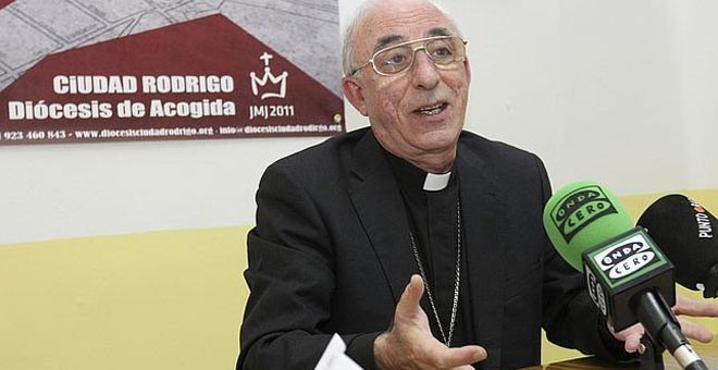 El obispo de la diócesis Sigüenza-Guadalajara, Atilano Rodríguez, en una imagen de archivo. | EFE