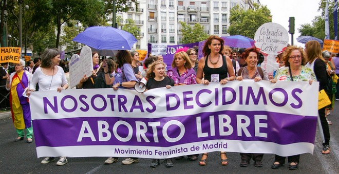 Pancarta de una marcha contra la reforma de la ley del aborto del PP. EFE/Archivo