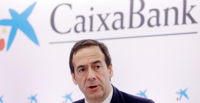 El consejero delegado de CaixaBank, Gonzalo Gortázar, durante la presentación de los resultados del primer trimestre realizada en València. EFE/ Kai Försterling