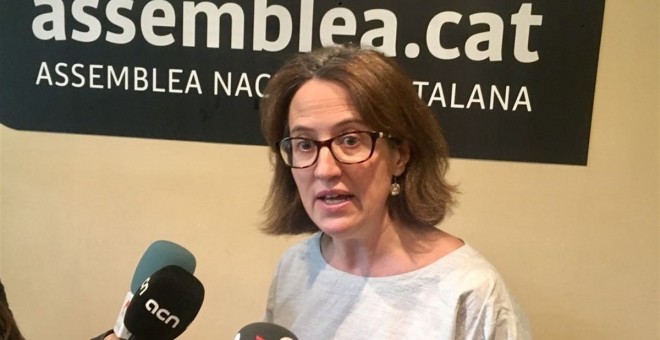 La presidenta de l'ANC, Elisenda Paluzie, a la seu de l'entitat. | Europa Press.