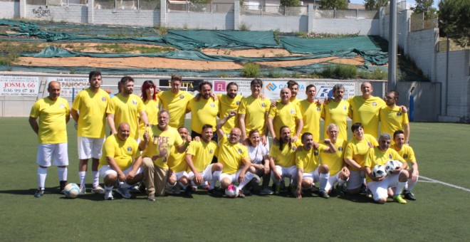 Diversos polítics sobiranistes han participat en el partit de futbol de la jornada 'Gols per Junqueras', a Sant Vicenç dels Horts, per demanar la llibertat de l'exvicepresident cessat i la resta de presos. / Marc Font.