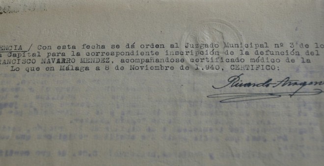 Documento que certifica la muerte de Francisco Navarro en 1940.