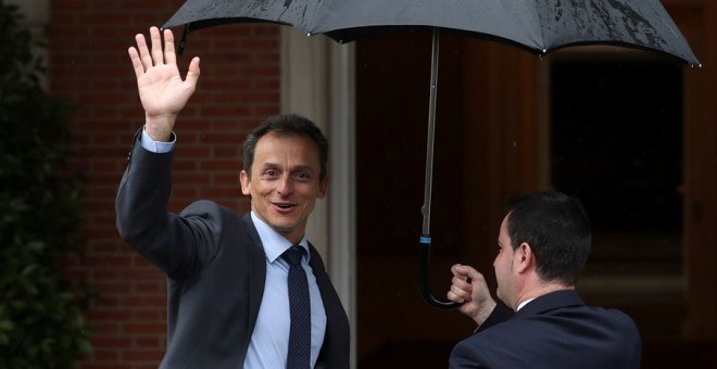 Pedro Duque, a su llegada al primer Consejo del nuevo Gobierno. REUTERS/Susana Vera