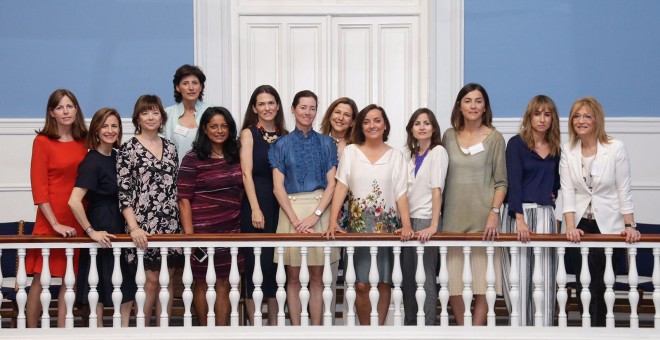 Mujeres periodistas pertenecientes a Balcony Group.