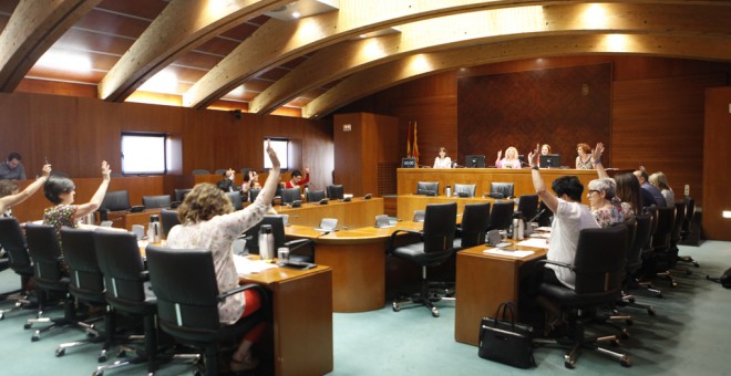 La Comisión de Ciudadanía y Servicios Sociales de las Cortes de Aragón dio el visto bueno este miércoles al proyecto de Ley de Igualdad. CORTES DE ARAGÓN