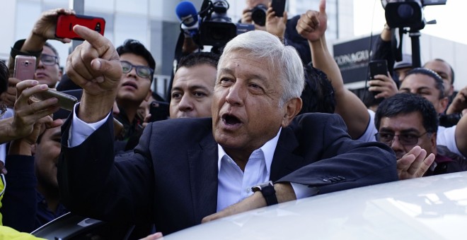 El candidato a la Presidencia de México, Andrés Manuel López Obrador, tras votar.- REUTERS/ALEXANDER MENEGHINI