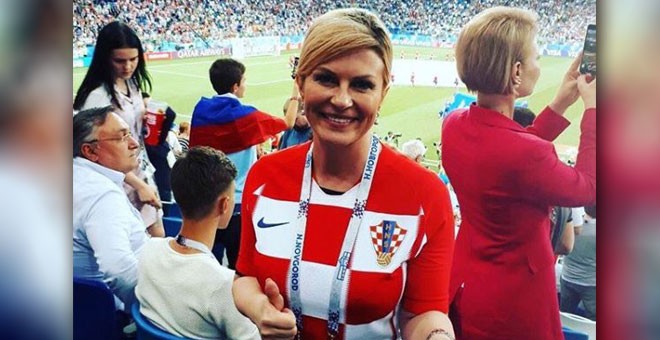 Kolinda Grabar-Kitarović, actual presidenta croata y apasionada hincha de su selección. / @ale_padin