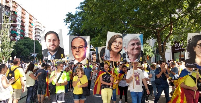 Miles de personas claman en Barcelona por la libertad de los presos del 'procés'./.EUROPA PRESS
