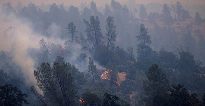 Imagen del incendio en California. REUTERS/Bob Strong