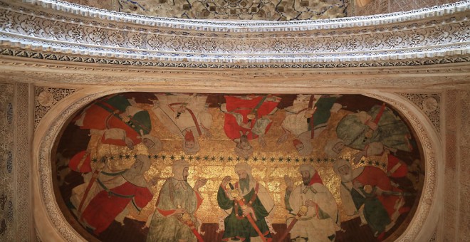 Presentación de la la restauración de las pinturas sobre cuero de las bóvedas de la Sala de los Reyes de la Alhambra de Granada. EFE/PEPE TORRES