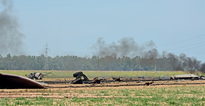 Fotografía del accidente de avión que tuvo luugar en Sevilla en mayo del 2015 - Europa Press