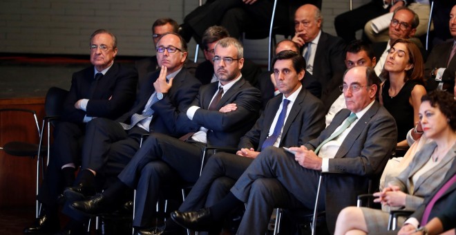 El presidente de ACS Florentino Pérez, el de Iberia, Luis Gallego, el de Telefónica José María Álvarez-Pallete, Y EL de Iberdrola José Ignacio Sánchez Galán, entre otros empresarios, durante la intervención del presidente gobierno Pedro Sánchez en el acto