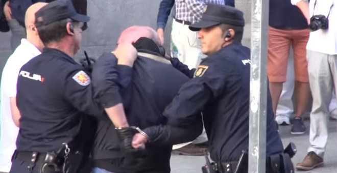 La Policía detiene a Luis Ocampo en una manifestación de 2014