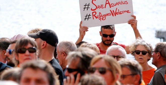 Imagen de una manifestación en apoyo al 'Aquarius' en Marsella.- REUTERS