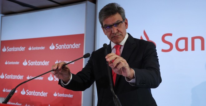 El consejero delegado del Banco Santander, José Antonio Álvarez, durante una rueda de prensa para presenta sus resultados del tercer trimestre del banco. EFE/ZIPI