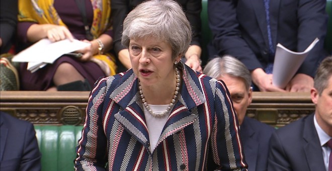 Theresa May dirigiéndose a los parlamentarios de Reino Unido para que voten a favor del brexit | Reuters