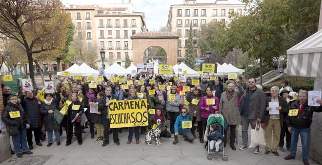 Los vecinos de Malasaña piden a Manuela Carmena una solución al ruido, a la suciedad y a la aglomeración.