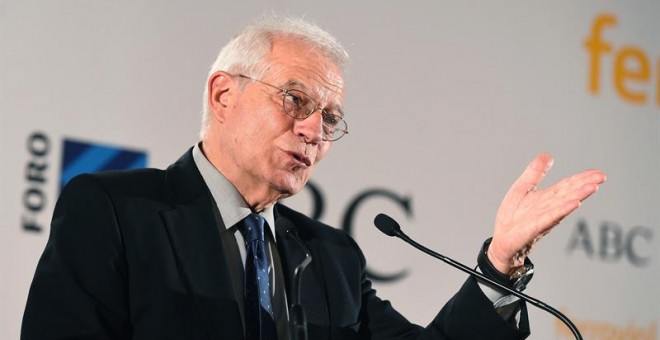 El ministro de Asuntos Exteriores, Unión Europea y Cooperación, Josep Borrell, participa en el Foro ABC-Deloitte hoy en el Casino de Madrid. /EFE