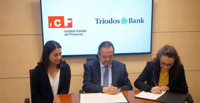 Signatura del conveni entre l'ICF i Triodos. TRIODOS BANK