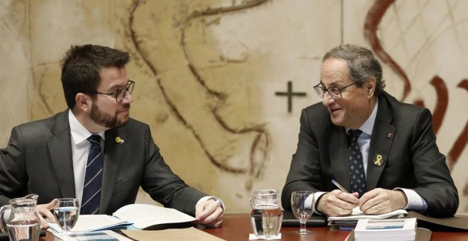 El vicepresident i conseller d'Economia, Pere Aragonés, i el president català, Quim Torra. EFE/Andreu Dalmau.