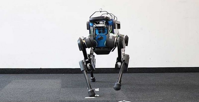 Imagen de ANYmal, usado en este estudio. Hwangbo et al., Sci. Robot. 4, eaau5872 (2019)