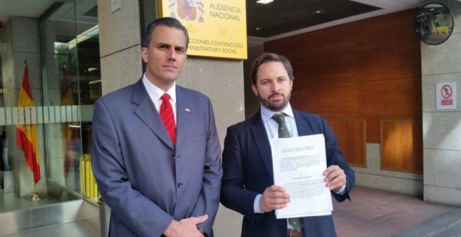 Santiago Abascal y Javier Ortega Smith, en una imagen de archivo. (EP)