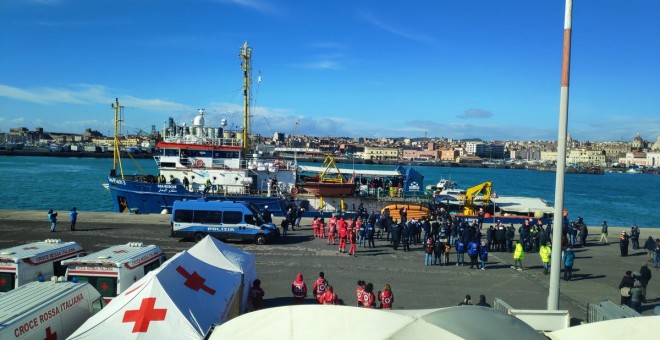 La Guardia Costera de Italia bloquea en puerto el 'Sea Watch' por supuestas irregularidades
