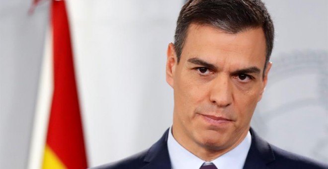 El presidente del Gobierno, Pedro Sánchez, durante su comparecencia en el Palacio de la Moncloa, en la que ha anunciado la disolución de las Cortes y la convocatoria de elecciones generales para el próximo 28 de abril | EFE/Chema Moya