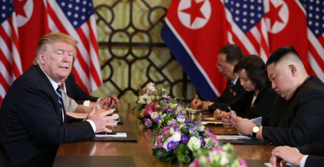 Trump y Kim Jong-un, durante la cumbre este miércoles. REUTERS/Leah Millis