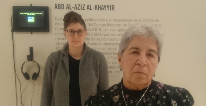 Leen Hashem, de Amnistía Internacional, y Fadwa Mahmud, madre y esposa de desaparecidos. / HENRIQUE MARIÑO