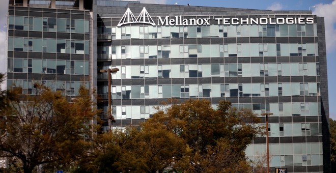 El logo de Mellanox Technologies, en sus oficinas en la localidad israelí de Yokneam. REUTERS/Amir Cohen