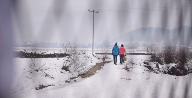 En los meses de invierno la vida fue dura en Velika Kladusa y el cruce de fronteras casi imposible por el frío y la nieve. - ANGÉLICA SÁNCHEZ