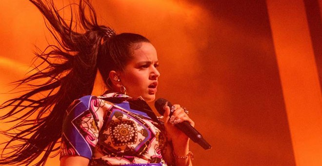 Rosalía, en el Webster Hall de Manhattan. / EDUARDO MUÑOZ (EFE)