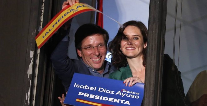 Díaz Ayuso y Almeida, celebran el resultado de las elecciones del 26M./ EFE