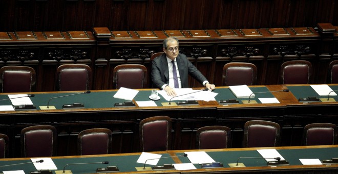 El ministro italiano de Economía Giovanni Tria en el Parlamento. REUTERS/Remo Casilli