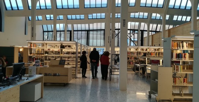 Una biblioteca de Barcelona. @defensembiblios