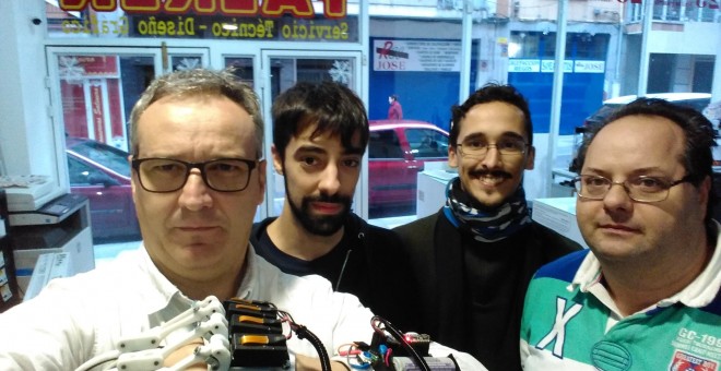 Santander Explorer apoya un proyecto de exoesqueleto para que enfermos de espasticidad puedan vivir con normalidad