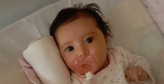 Matilde, una niña de dos meses que fue diagnosticada con una atrofia muscular espinal de tipo 1. / FACEBOOK