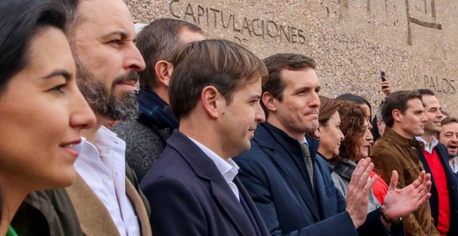 Concentración en la plaza de Colón (Madrid) bajo el lema 'Por una España unida'. / Ricardo Rubio (Europa Press)