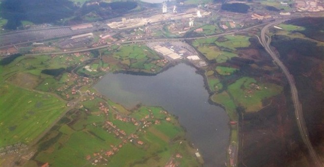 Vista aérea del Embalse de Trasona, en una imagen de archivo. /EUROPA PRESS