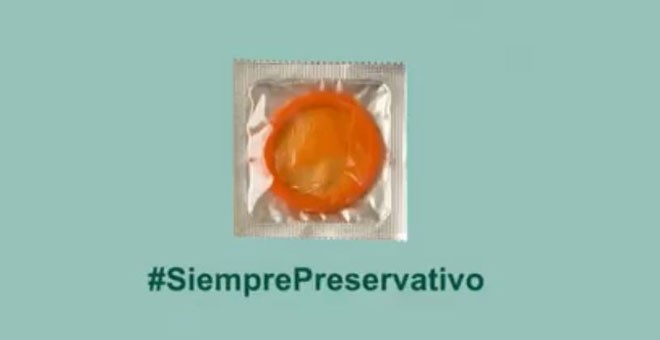 Campaña #SiemprePreservativo del Ministerio de Sanidad para evitar enfermedades de transmisión sexual. / EFE