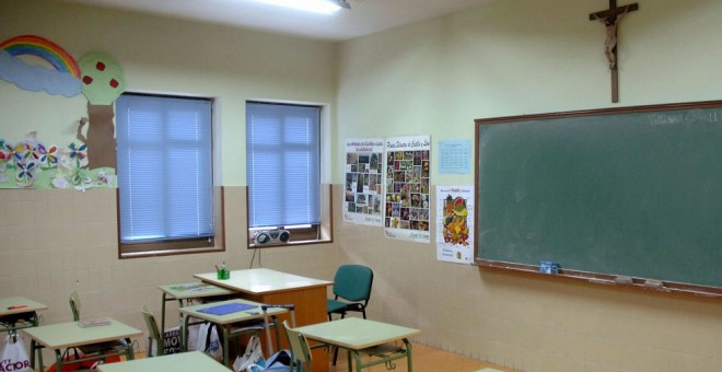 Aula vacía en un colegio religioso.- EFE