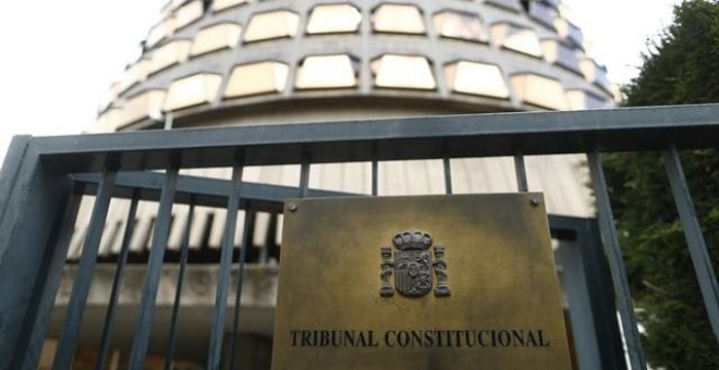 El Constitucional ha decidido prorrogar la suspensión del artículo que regula la vecindad política.