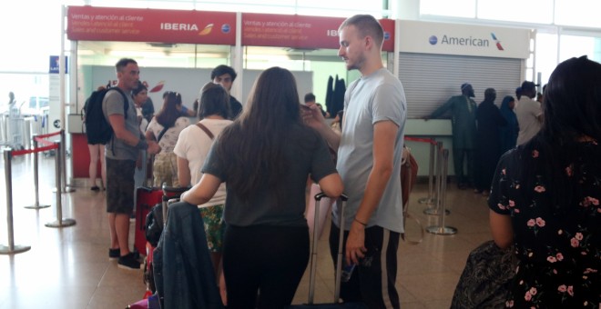 Vaga del personal de 'handling' d'Iberia a l'aeroport del Prat. POL SOLÀ