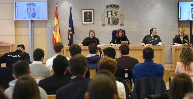 Una de las sesiones del juicio celebrado en la Audiencia Nacional contra los jóvenes de Altsasu. EFE