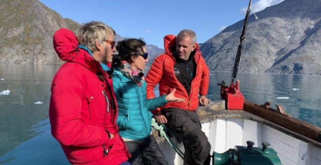 Ana Botín, durante su viaje a Groenlandia acompañando a @Planeta_Calleja, con @JesusCalleja y @RamonLarramendi