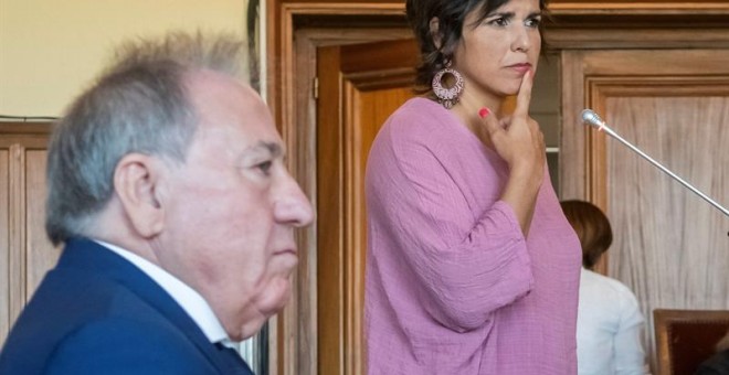 La coordinadora de Podemos Andalucía, Teresa Rodríguez, durante el juicio que se sigue en la Audiencia de Sevilla contra el empresario Manuel Muñoz Medina. - EFE
